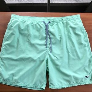 Vineyard Vines Men’s Swim Trunks Bathing Suit Light Green Size XL Whale Lined